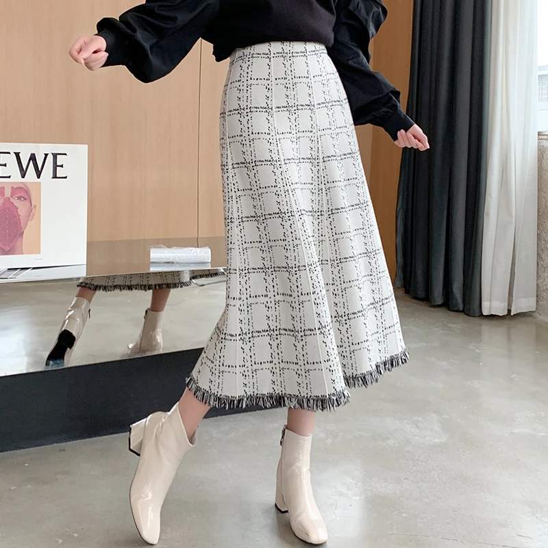 

BETHQUENOY Fringed Midi Jupe White Plaid Skirts Saias Mulher Plisada Spodnica Damska Skirt Femme Women Mujer Faldas Autumn 2021