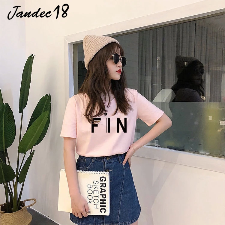 Летняя футболка с круглым вырезом и буквенным принтом белого розового цвета