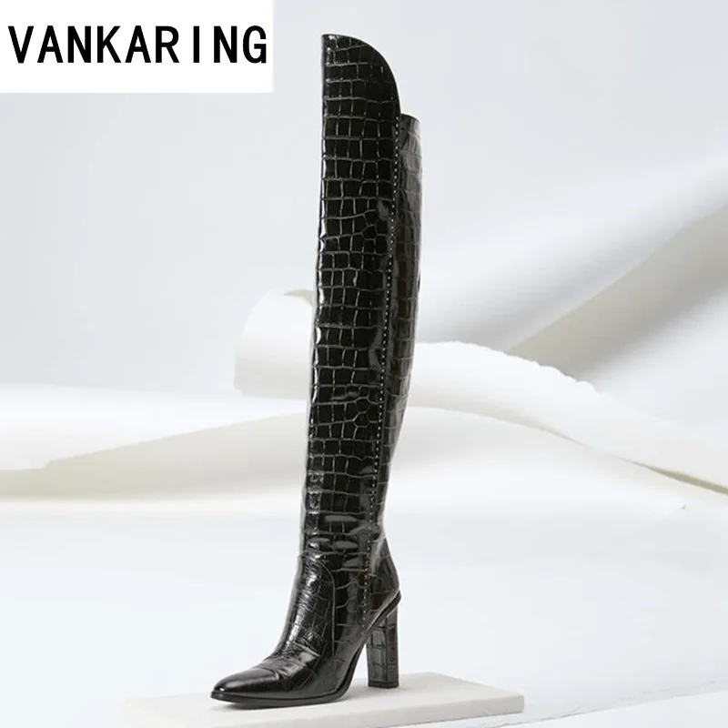Новые модные брендовые сапоги до колена с острым носком и змеиным принтом из