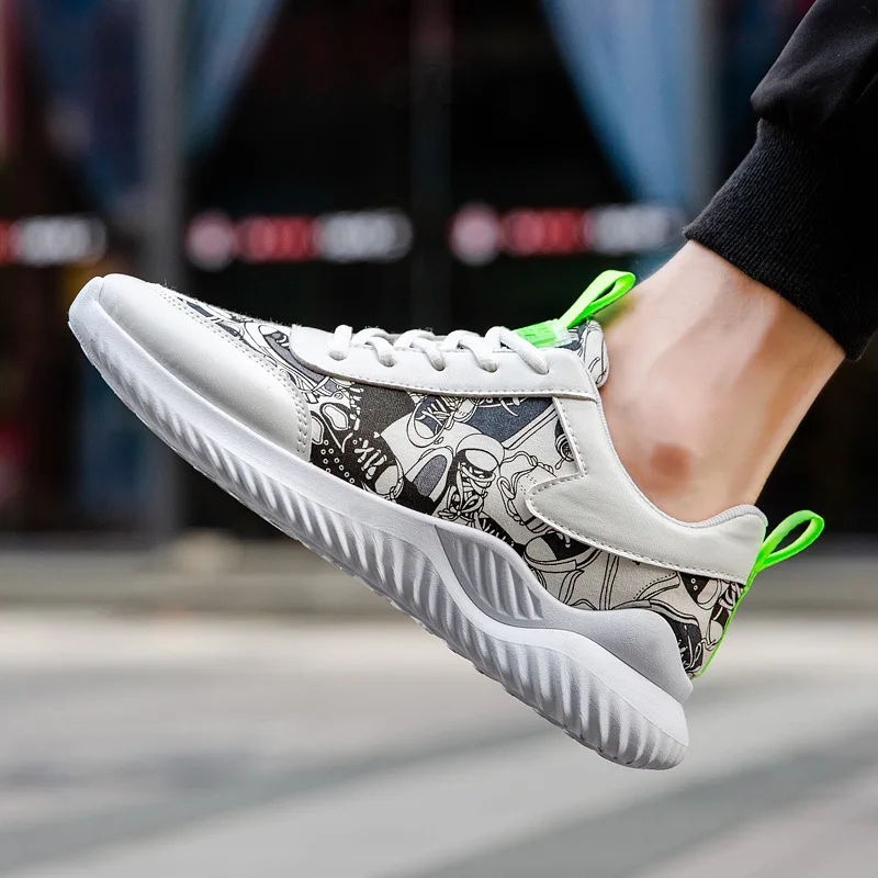 

New Fashion Graffiti Men Casual Sneakers Everyday All-match Multicolor Lace-up Small White Shoes Student Running Men Sneakers