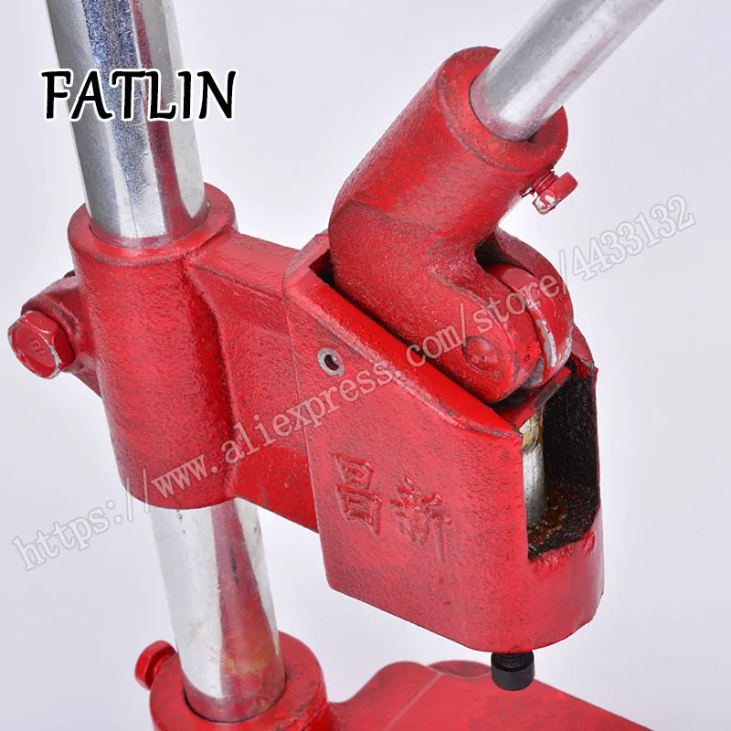 Инструмент для изготовления кнопок ручной работы с тканевым покрытием детали