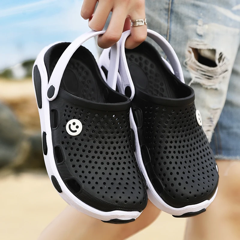 

New Summer Sandals Men Casual Shoes Mules Clogs Breathable Beach Slippers Casual Male Water Shoes Hollow Jelly Chaussure Homme