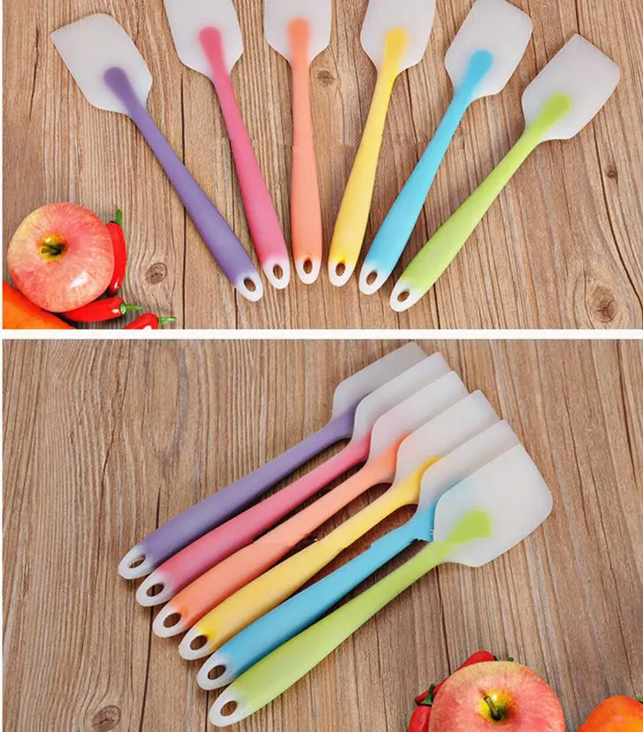 Силиконовая антипригарная лопатка-скребок для выпечки тортов печенья муки