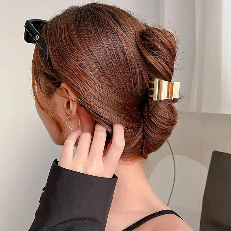 

Новые винтажные стильные маленькие металлические стильные заколки для волос в стиле панк стильные мини заколки для волос модные аксессуар...