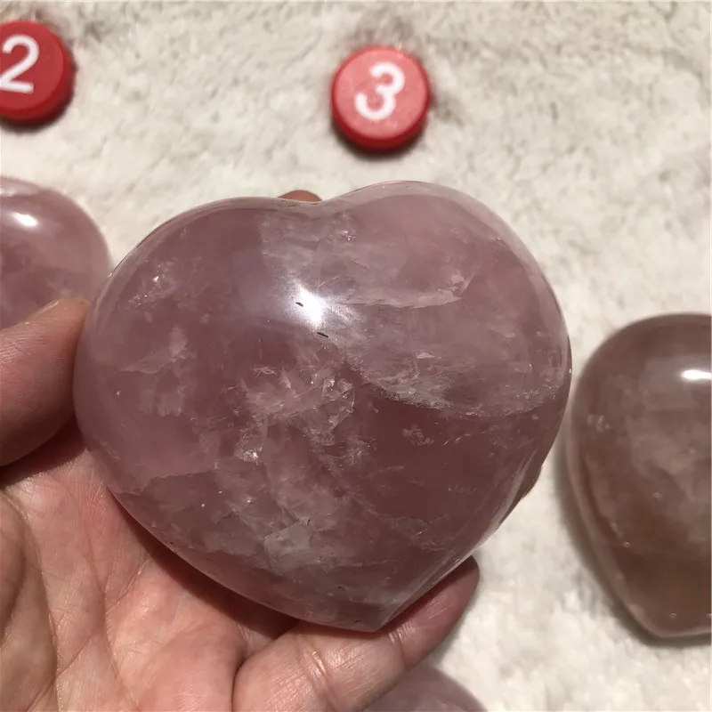 Натуральный большой розовый кварцевый кристалл любящее сердце камни целебные