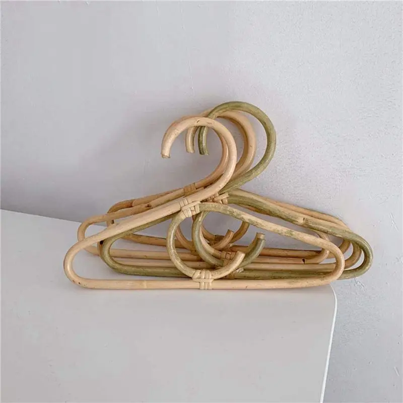 

Newest 1x Rattan Clothes Hanger Style,Garments Organizer,Rack Adult Hanger & 3Pcs Rattan Clothes Hanger Style Kids Rack