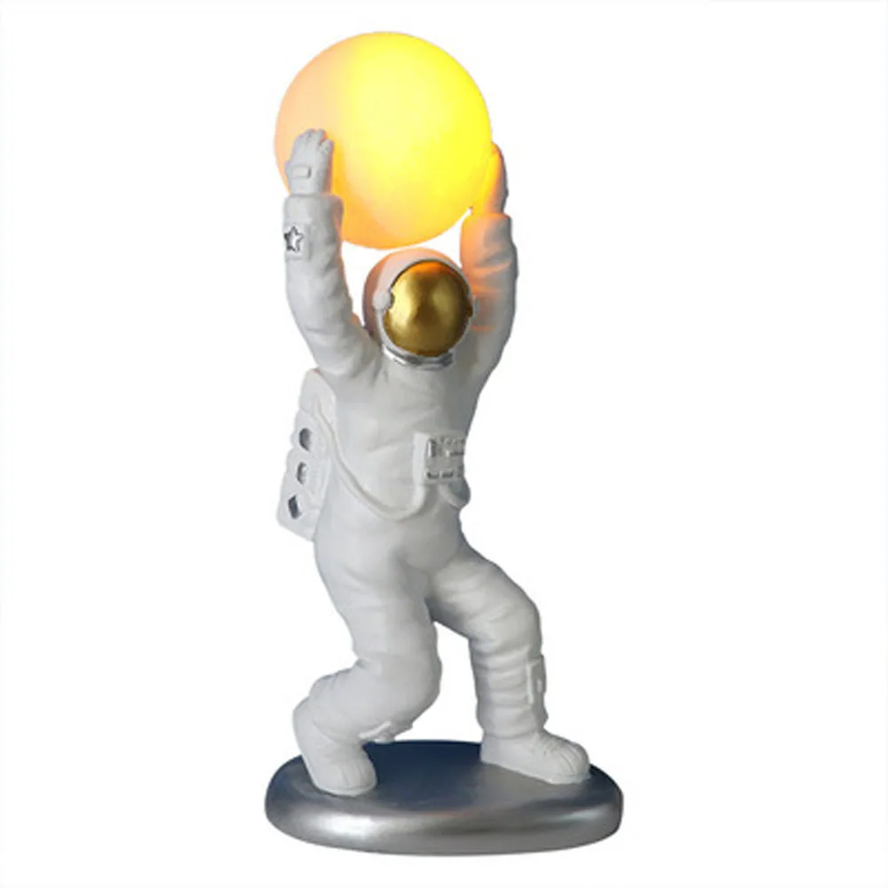 

Настольная лампа скандинавского космонавта с зарядкой Луны, украшения из смолы для гостиной, дома, прикроватная настольная лампа, детские п...