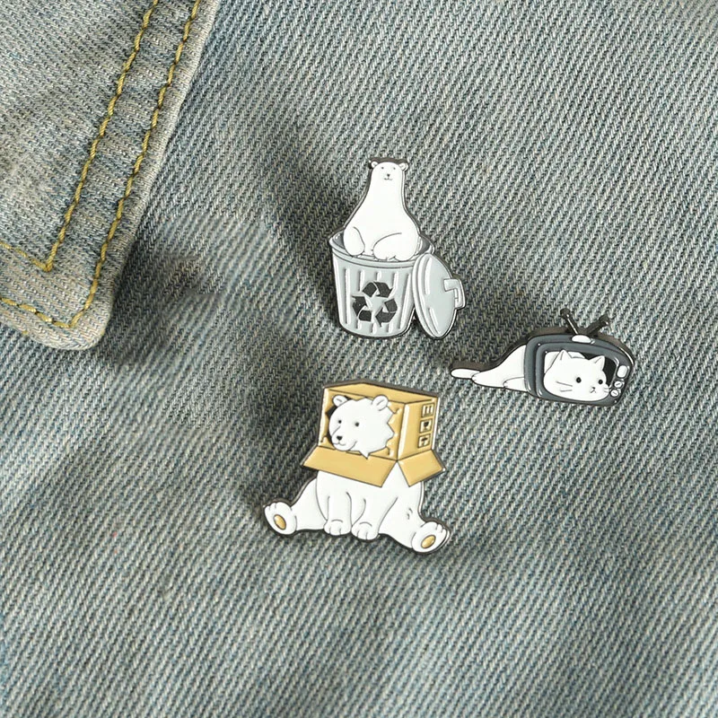 

Polar Bear Enamel Pin Cat Brooches For Women Recyclable Bin Television Paper Box Metal Badges Animal Jewelry Wholesale