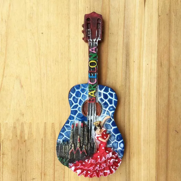 

QIQIPP Spain BARCELONA Travel Collection Fridge Magnet Creative Stereo Guitar Barcelona Travel Accompanying Ceremony