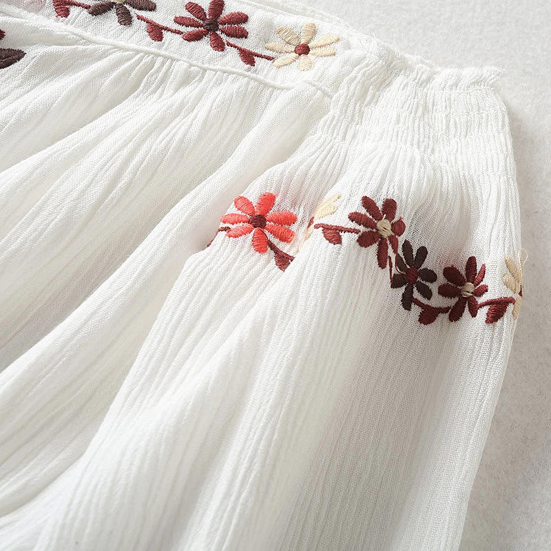 Everkaki Boho Цветочная женская блузка с вышивкой короткие топы с открытыми плечами на шнуровке винтажный топ в цыганском стиле Блузки женские Осень новинка