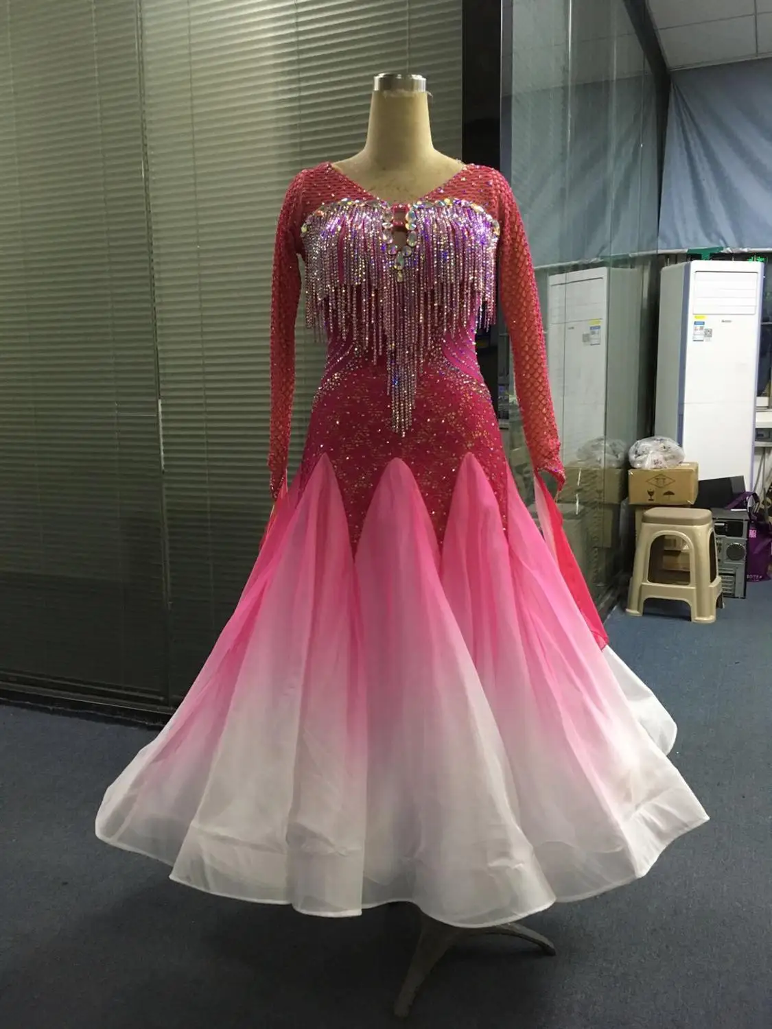 The new National standard modern dance clothing big pendulum dress practice clothing ballroom dancing Waltz-B-19492