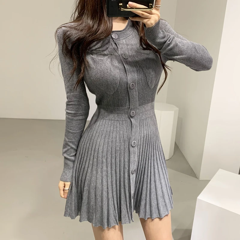 

autumn winter dress 2021 Korea Retro Net Red Fashion Slim was thin All-match knitting Bottoming dress women Pleated skirt