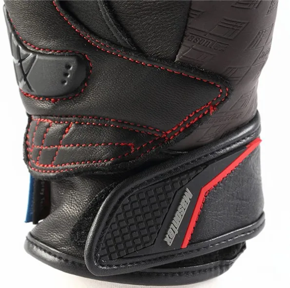 

Motorcycle riding falling proof Knight gloves Moto Waterproof Gloves Motorcycle Protective Gears Motocross Gloves summer winter