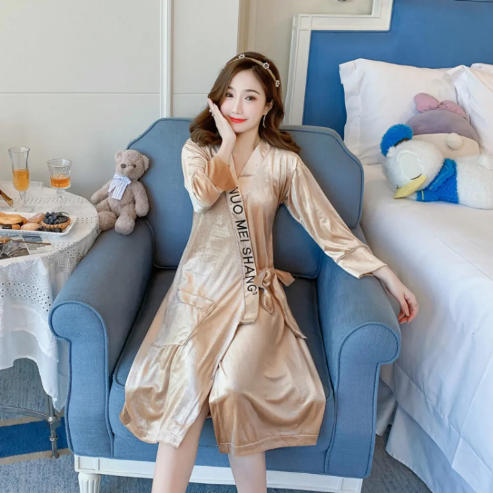

Women Pyjamas Set Silk Velvet Nightwear Long Sleeved Satin Sleepwear Autumn Sleep Clothing Sexy Lace Ladies'Bathrobe Nightdress