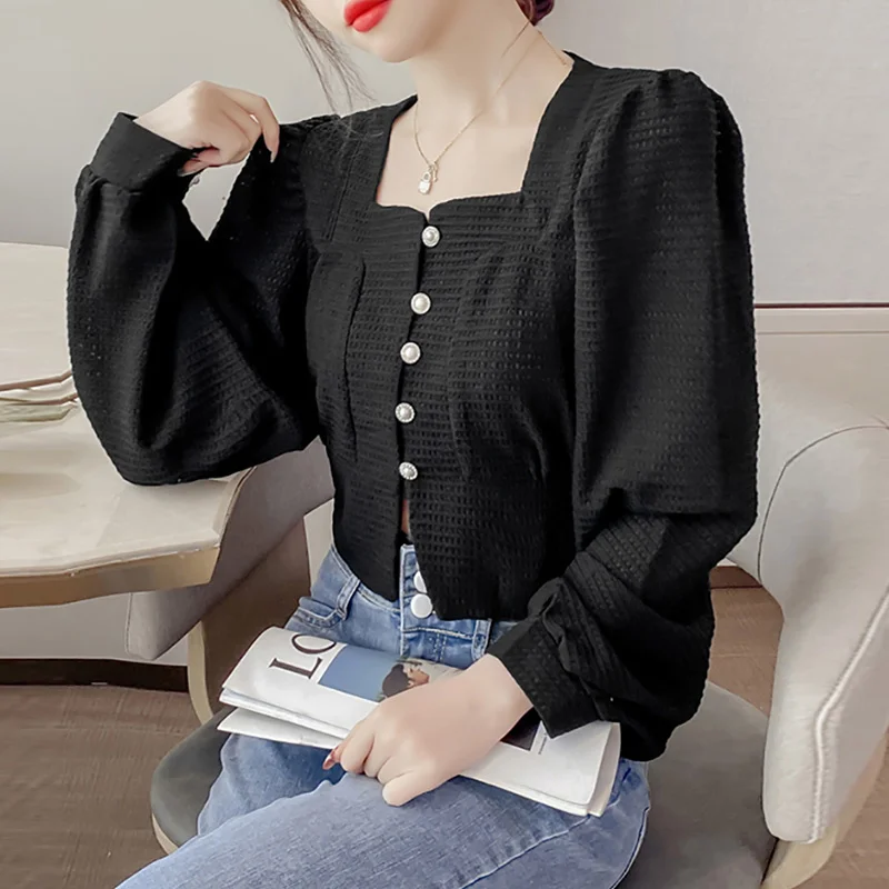 Женская рубашка с квадратным вырезом коротким рукавом и разрезом осень 2021 |