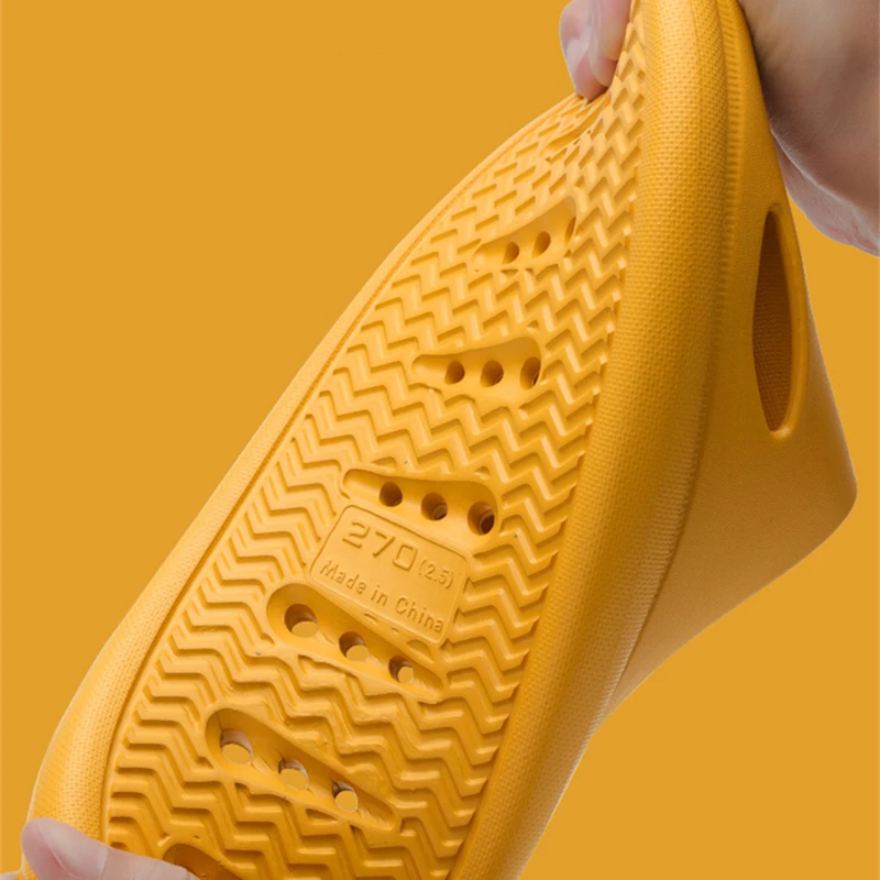 

House Couples Bath Slippers Ultralight EVA Bathroom Women Slides Sandals Indoor Hollow Out Holes Men Shoes Quick-dry