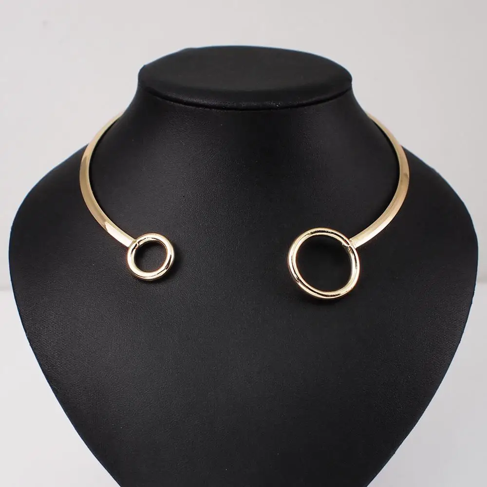 Gold Necklaces MANILAI простое крученое металлическое ожерелье из сплава колье ожерелья для женщин макси ювелирные изделия металлические колье нагрудник воротник массивные ожерелья - Окраска металла: Gold Necklaces
