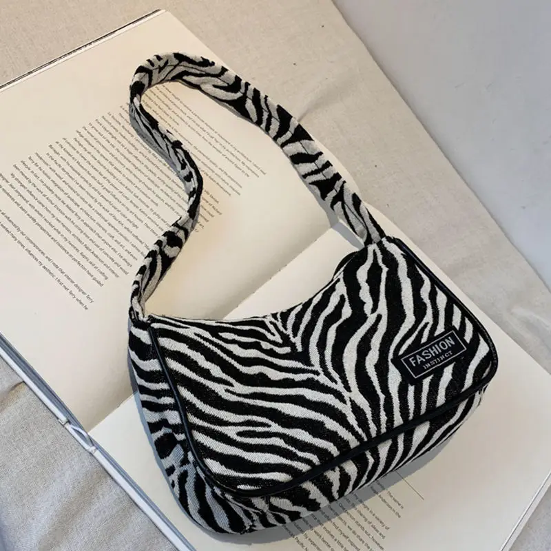 

Сумка-клатч женская холщовая, с рисунком зебры