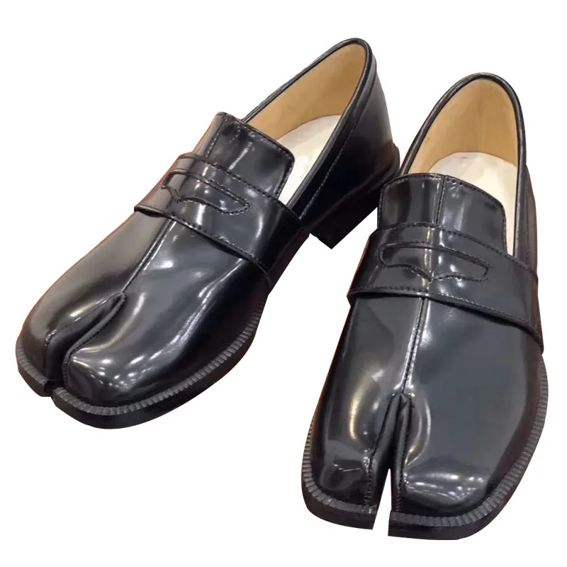 Туфли женские из лакированной кожи повседневная обувь с разрезом лоферы низкий