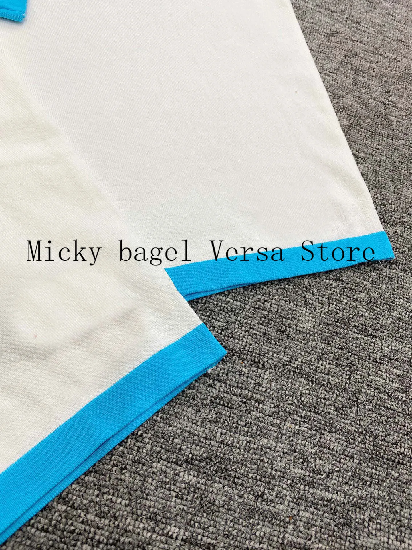 

2021 luxury design high end letters fashion round neck half sleeve top temperament loose versatile short sleeve graphic T-shirt