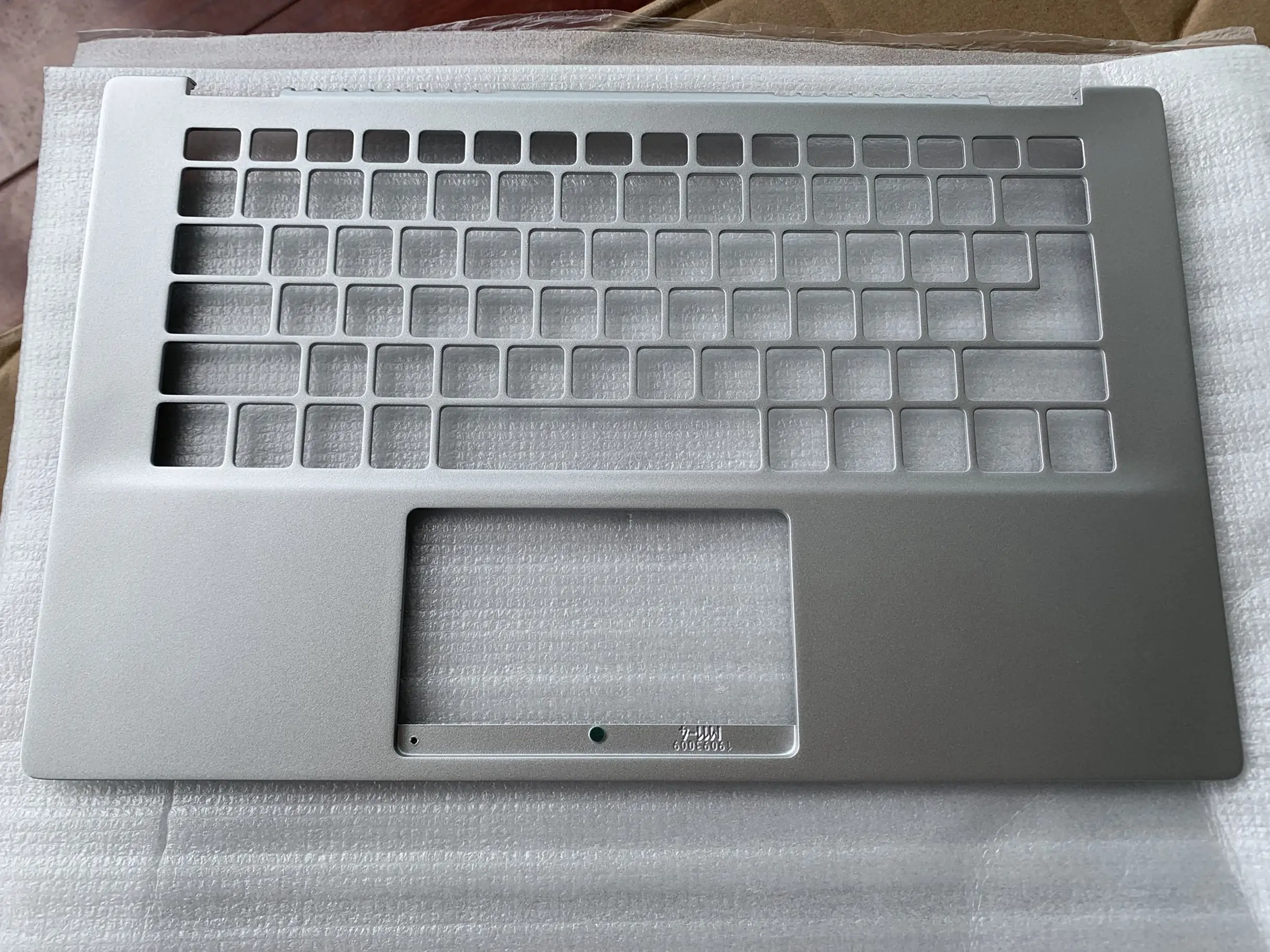 Новинка Обложка для клавиатуры dell Inspiron 7490 C | Компьютеры и офис