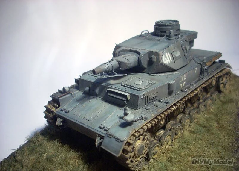 DIYMyModeI-KIT de modelo de papel artesanal, tanque medio N &deg; 4 D alem&aacute;n, rompecabezas hecho a mano de juguete, regalo, utiler&iacute;a de pel&iacute;cula-0