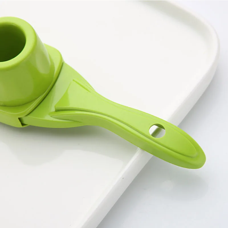 

1Pcs Candy Color Kitchen Accessories Plastic Ginger Garlic Grinding Tool Magic Silicone Peeler Slicer Cutter Grater Planer