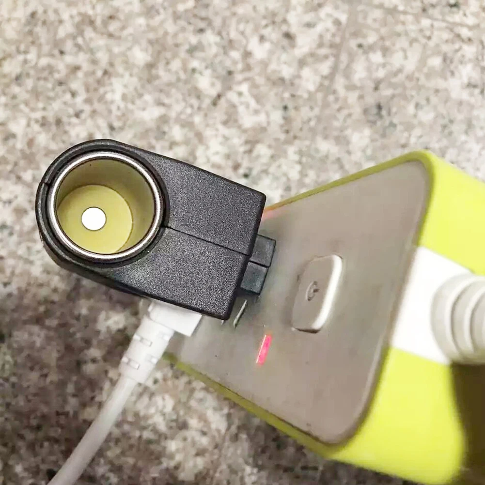 Автомобильное зарядное устройство для прикуривателя 220 В переменного тока в 12