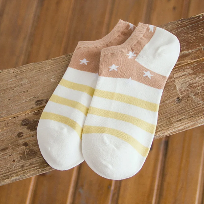 

1 Pair Cotton Boat Socks Women Stars Stripe Socks Ankle Low Female Invisible Socks Girl Slipper Casual Hosiery C0117