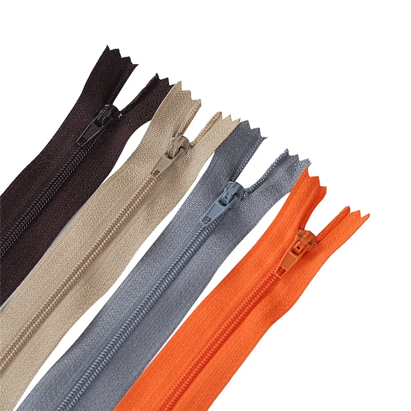 Рисунок 2 - Нейлоновая молния для шитья