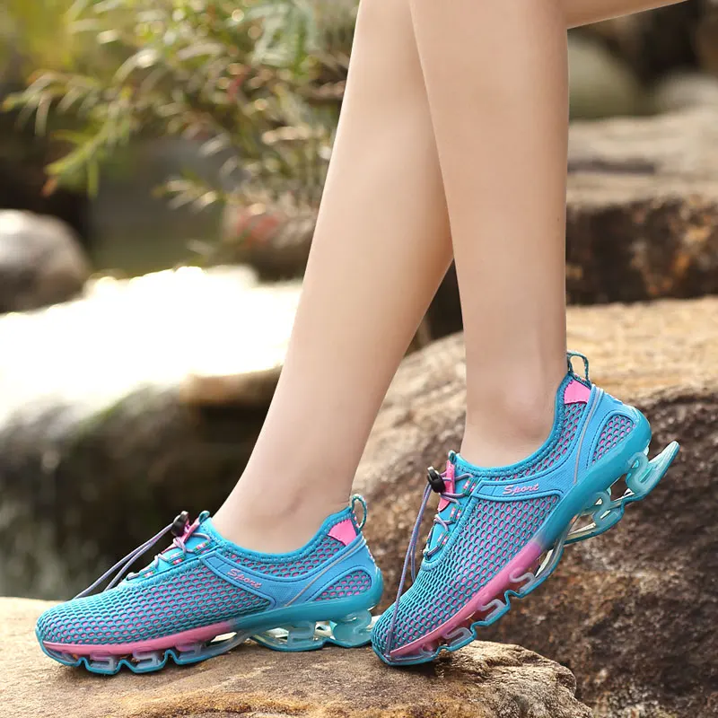 Женские непромокаемые кроссовки для походов активного отдыха скалолазания