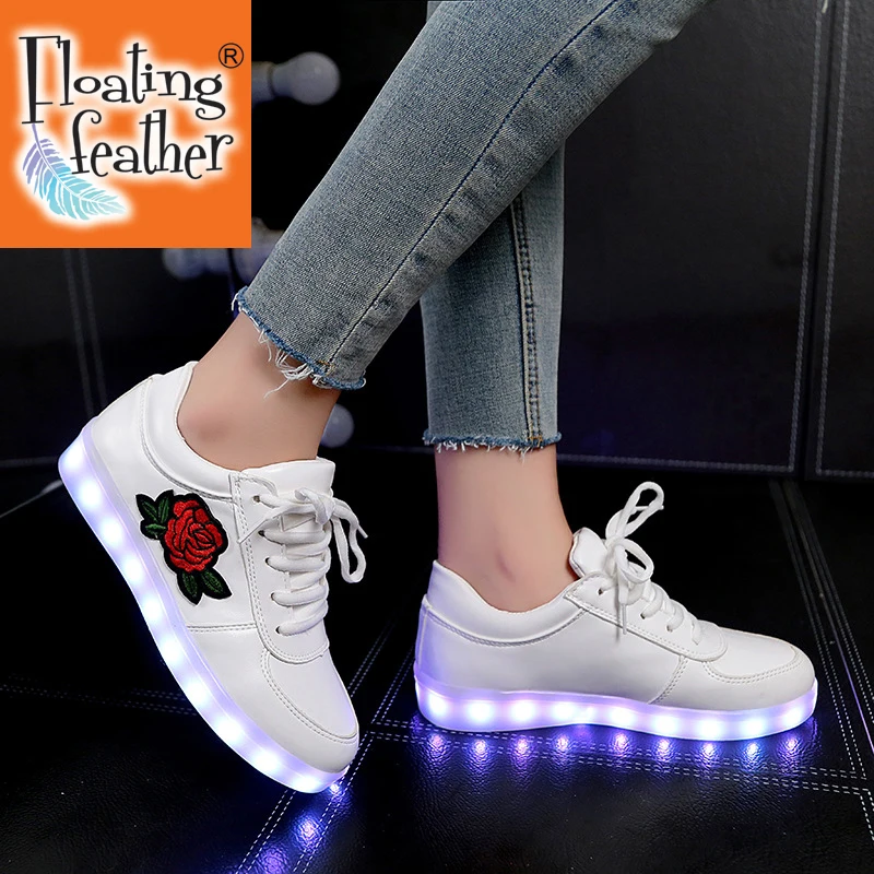 

Size 27-42 Kids USB Luminous Sneakers for Girls Boys Women Shoes with Light Led Shoes Glowing Sneakers Krasovki with Backlight