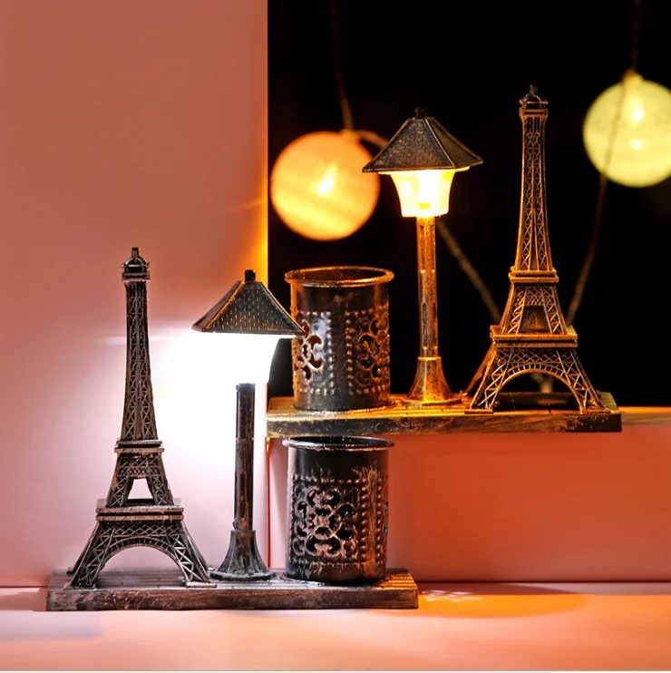

DM 1pcs Creative European-style Vintage Hourglass Pen Holder Desktop Ornaments Tower Night Light Crafts Birthday Kid's Gifts