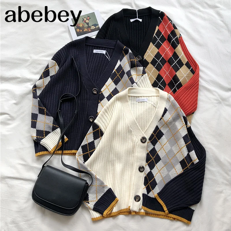 

3 colors 2022 spring and autumn korean style color patchwork V neck plaid knittd cardigans womens sweaters womens (X180)