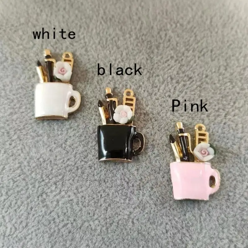 Новые и модные учитель брошь подарит вам много вдохновения. Учителя подарок