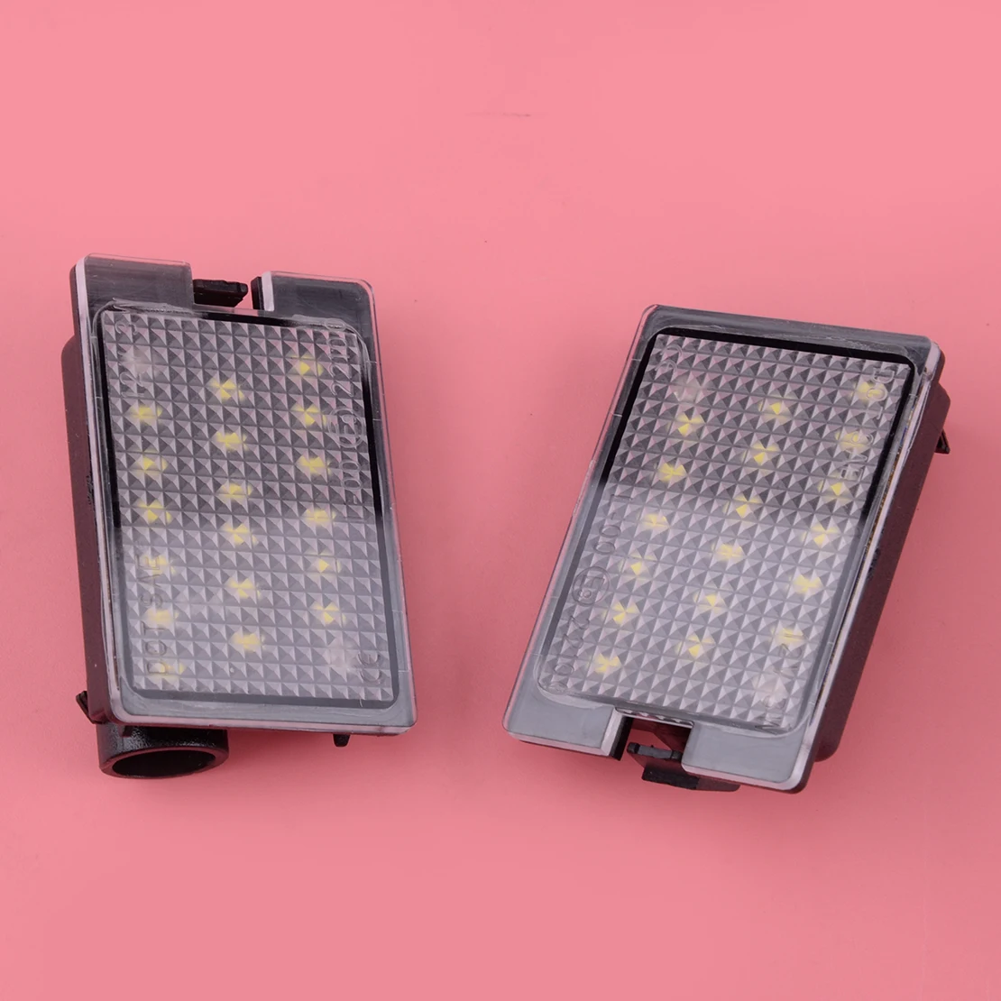 

Светодиодный ные лампы для номерного знака, белые лампы 68370520AA 68244899AA для Dodge Chrysler Durango 2014 2015 2016 2017 2018, 2 шт., 12 В постоянного тока