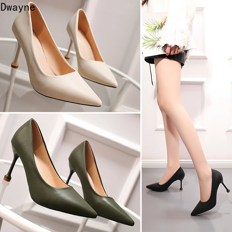 Женские туфли с острым носком зеленые на высоком каблуке 8 5 см цвет бежевый/Белый