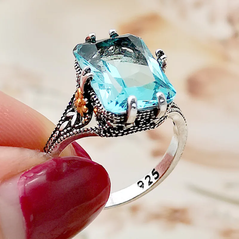

European and American High-Grade Sea Blue Ring New Hot Sale Silver-Plated Thai Silver Two-Tone Flower Ring Woman Jewelry