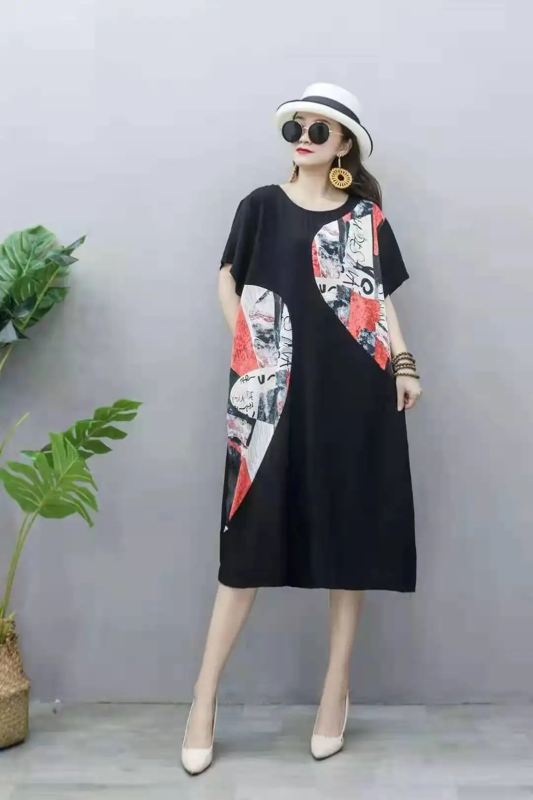 

Home Women Wear; Linen Ladies' Dress, Printed Long Skirt, Round Neck, Large Size