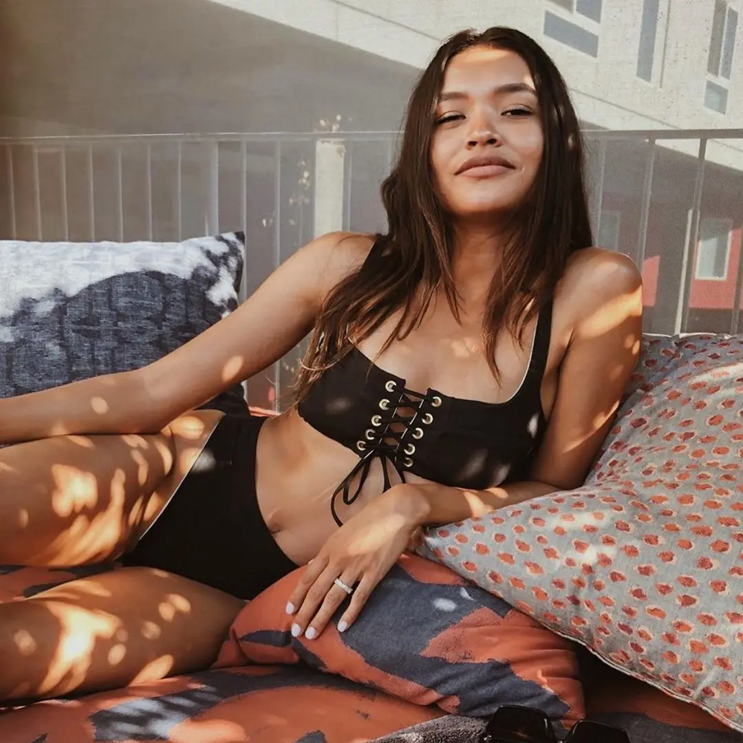 Купальник бикини с высокой талией пикантный купальник чашками пуш-ап узлом