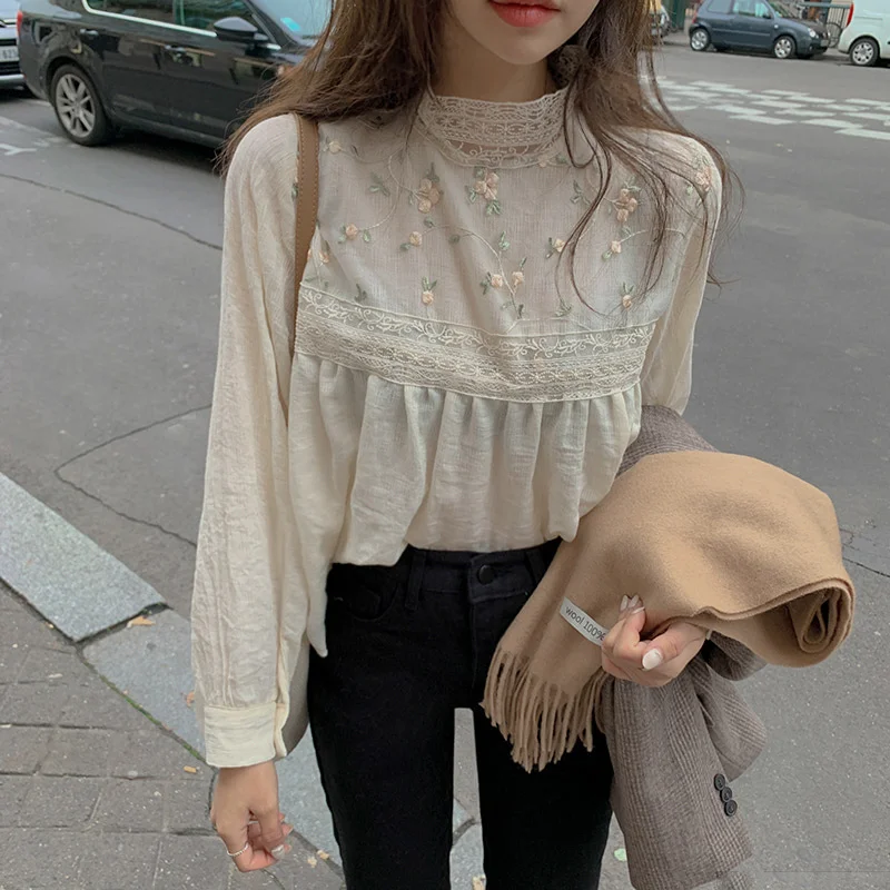 

BONJEAN Lace Patchwork Shirt for Women Turtleneck Casual Tops Spring Autumn Clothing Embroidery Blouses Chemise Femme BJ3758