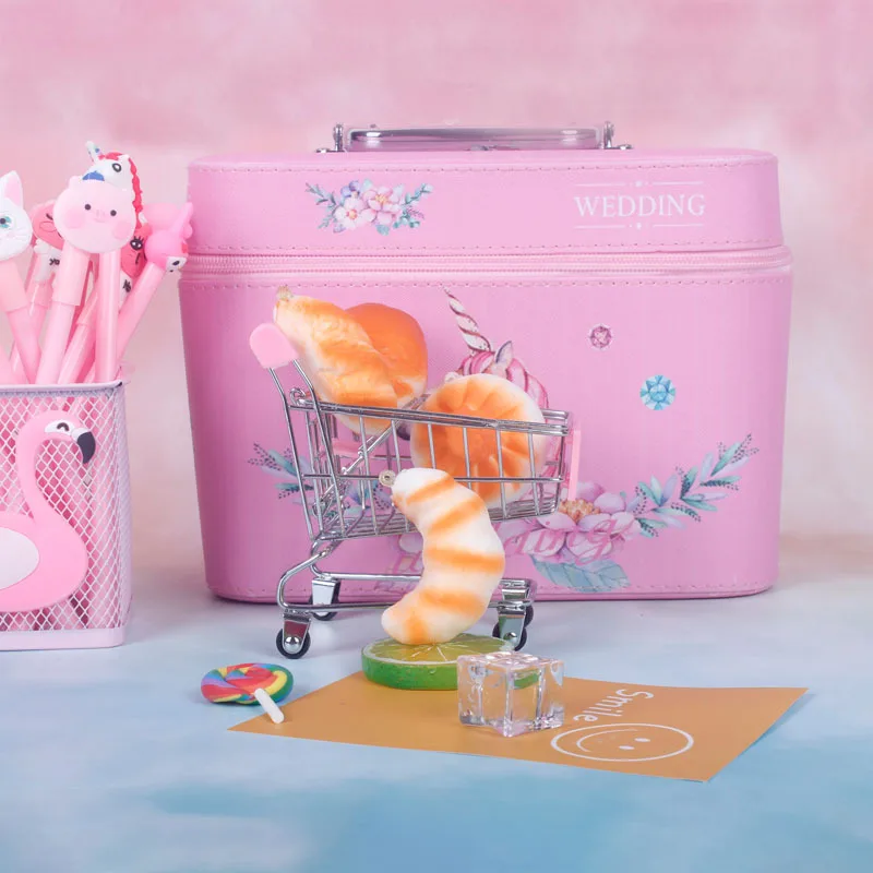 Сжимаемая игрушка для сжимания хлеба мягкая медленная булочка торт тост брелок