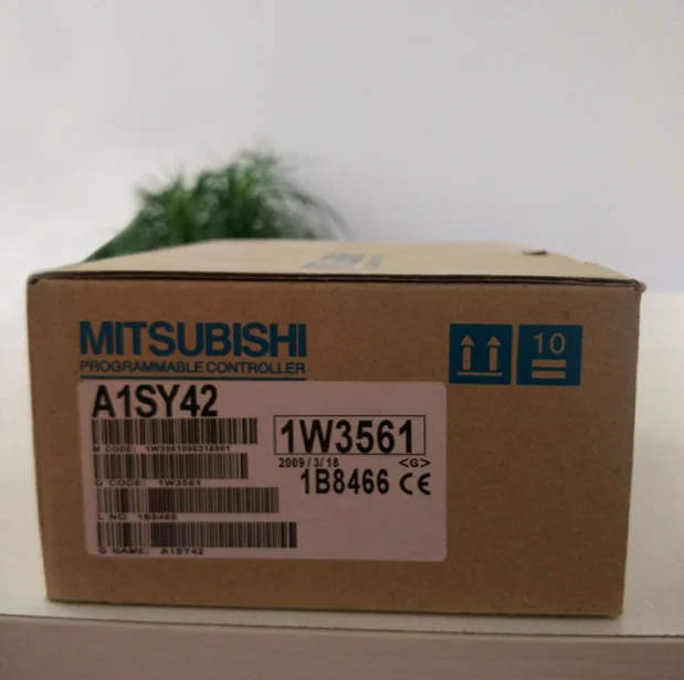 

1 шт. MITSUBISHI PLC A1SY42 в коробке, Новинка