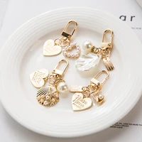 love pearl shell cute key buckle metal airpods bag decorative pendant kawaii accessories fashion keychain creative small gift