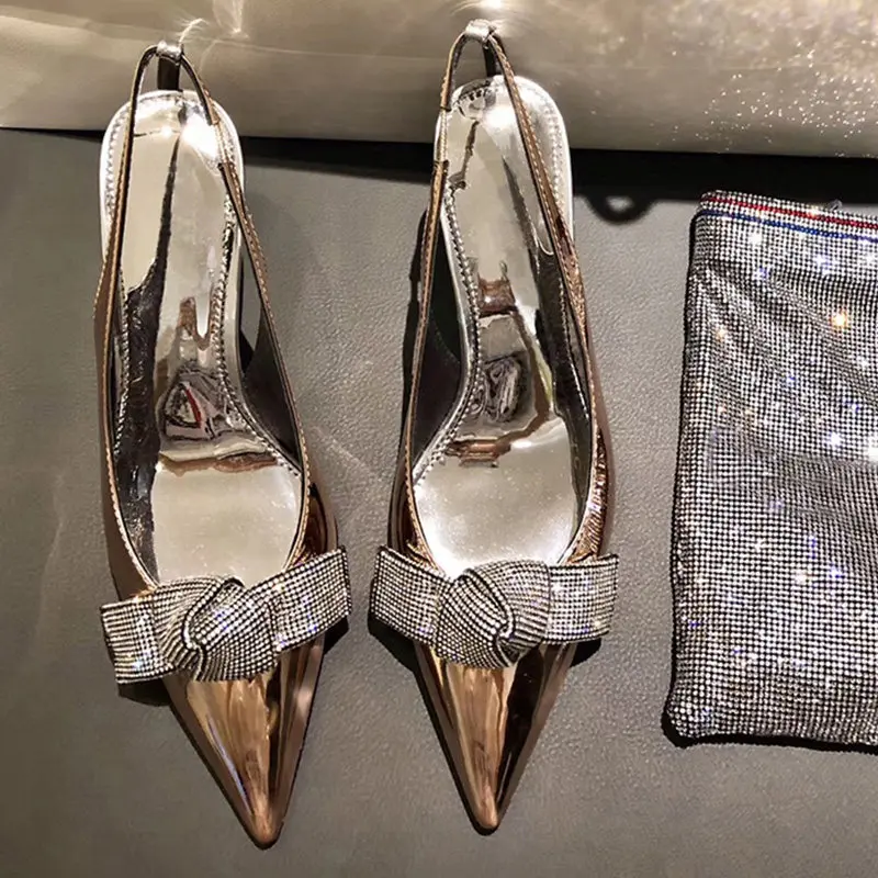 Туфли-лодочки женские высокий тонкий каблук заостренный носок лакированная кожа