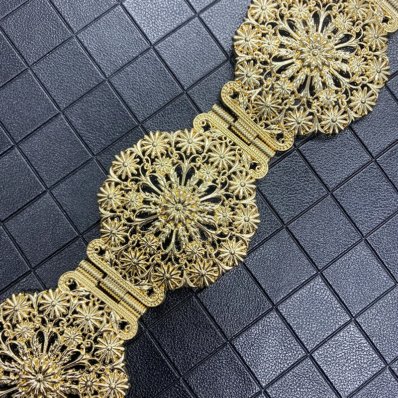Elegant Round Crystal Waist Chain For Moroccan Style Wedding Caftan Noble Hollow Flower Shaped Metal Belt