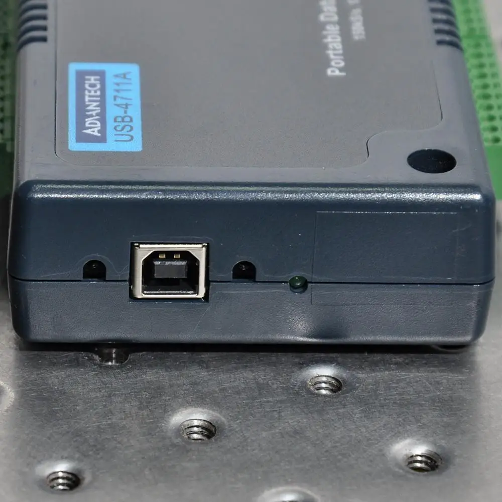 ADVANTECH USB 4711A 150 k s 12 разрядный Многофункциональный модуль|Промышленные компьютеры