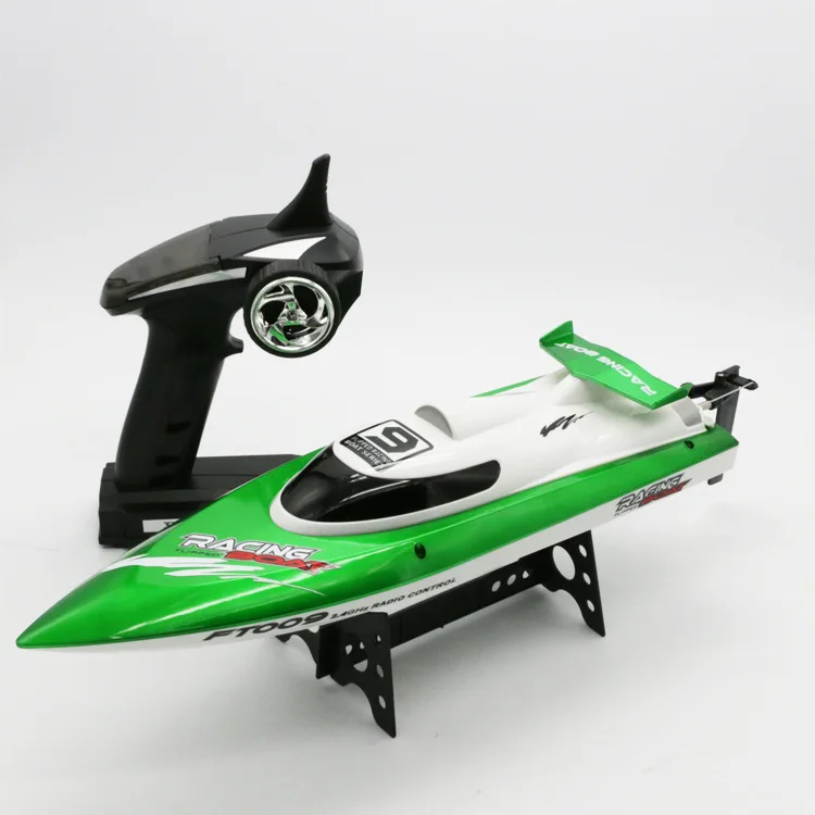 

RC Boat FT009 2.4G 4CH High Speed Racing Yacht Water Cooling Remote Control Boats Anti-Crash Speedboat Toys Kids Gifts