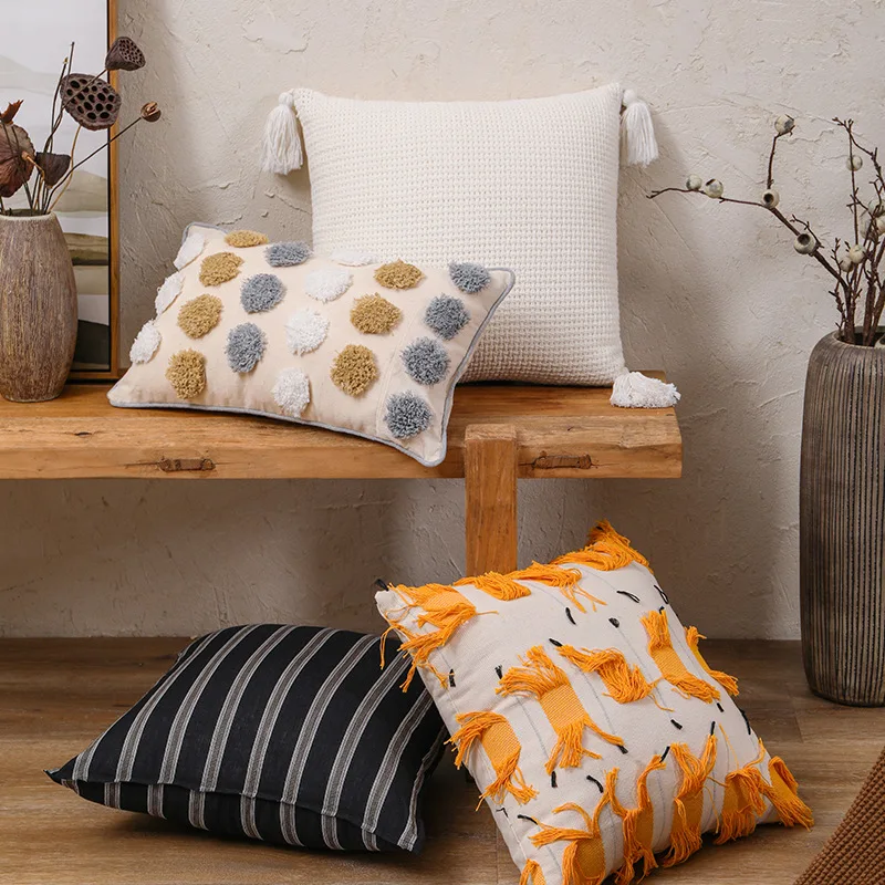 

Decorative Pillows Cover with Tassel Home Decor Boho Tufted Dots Outdoor Cushion Cover Sofa Luxury Cutting Lumbar Pillow Case