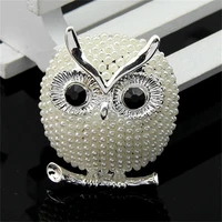 new accessories owl brooch pearl pin all match dress brooch brooch holding flower lovely vivid bird coat accessories wholesale